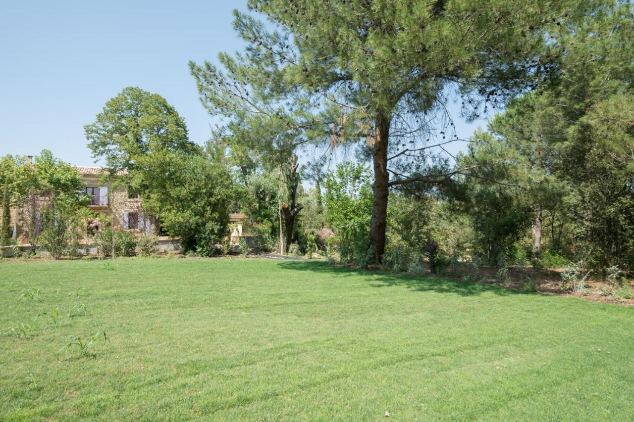 Mas Du Pont Du Gard Villa Sernhac ภายนอก รูปภาพ